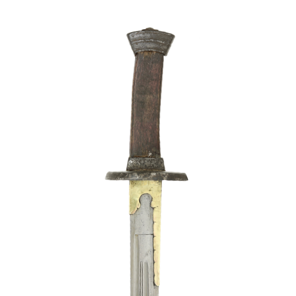 Early Chinese saber with raised backedge logo