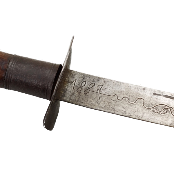 A signed Vietnamese fighting saber