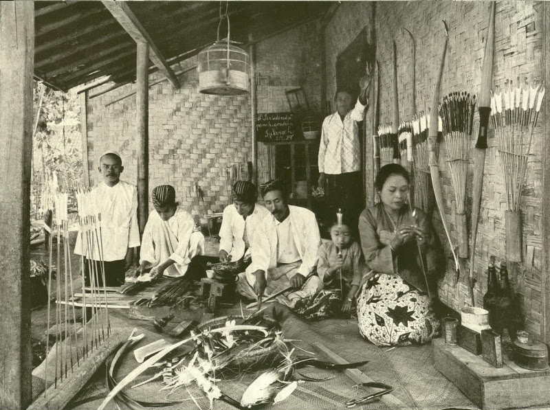 Indonesian bow and arrow makers