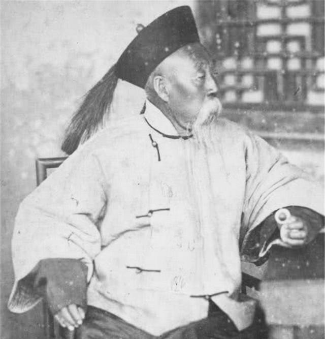 A Manchu wearing his ring