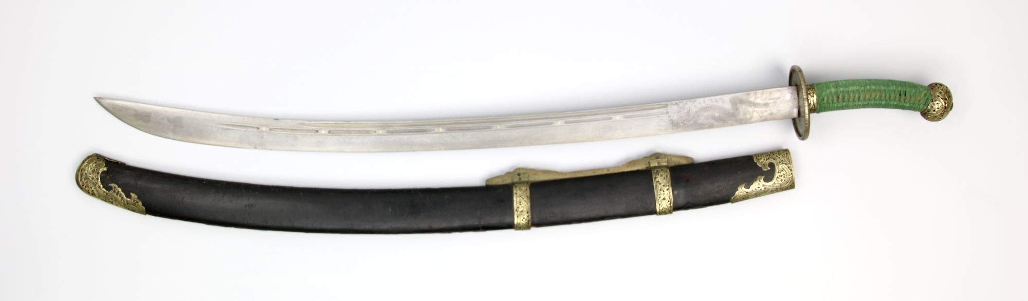 A Chinese saber with piandao style blade