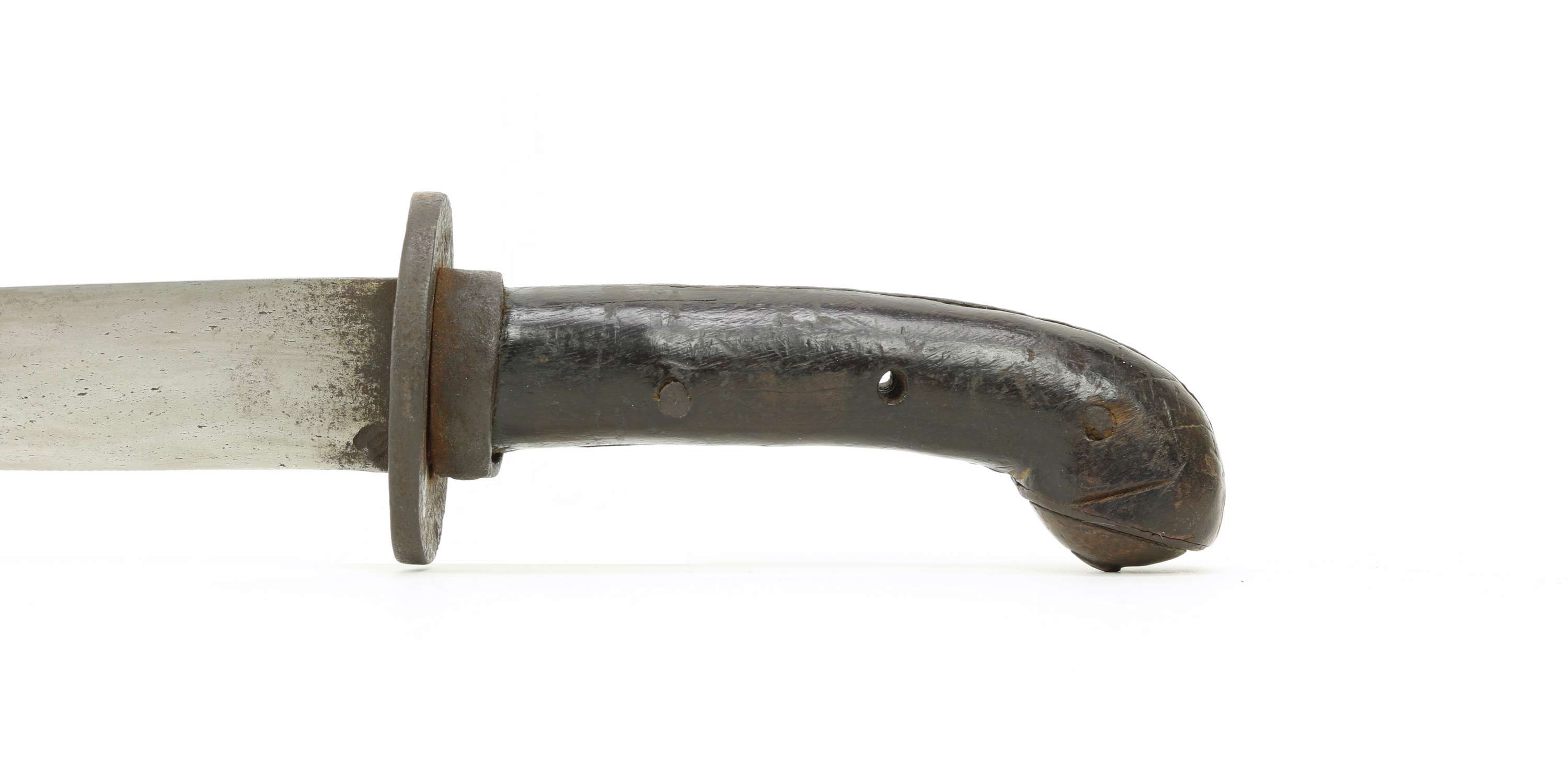 Early Chinese duǎndāo with curved grip