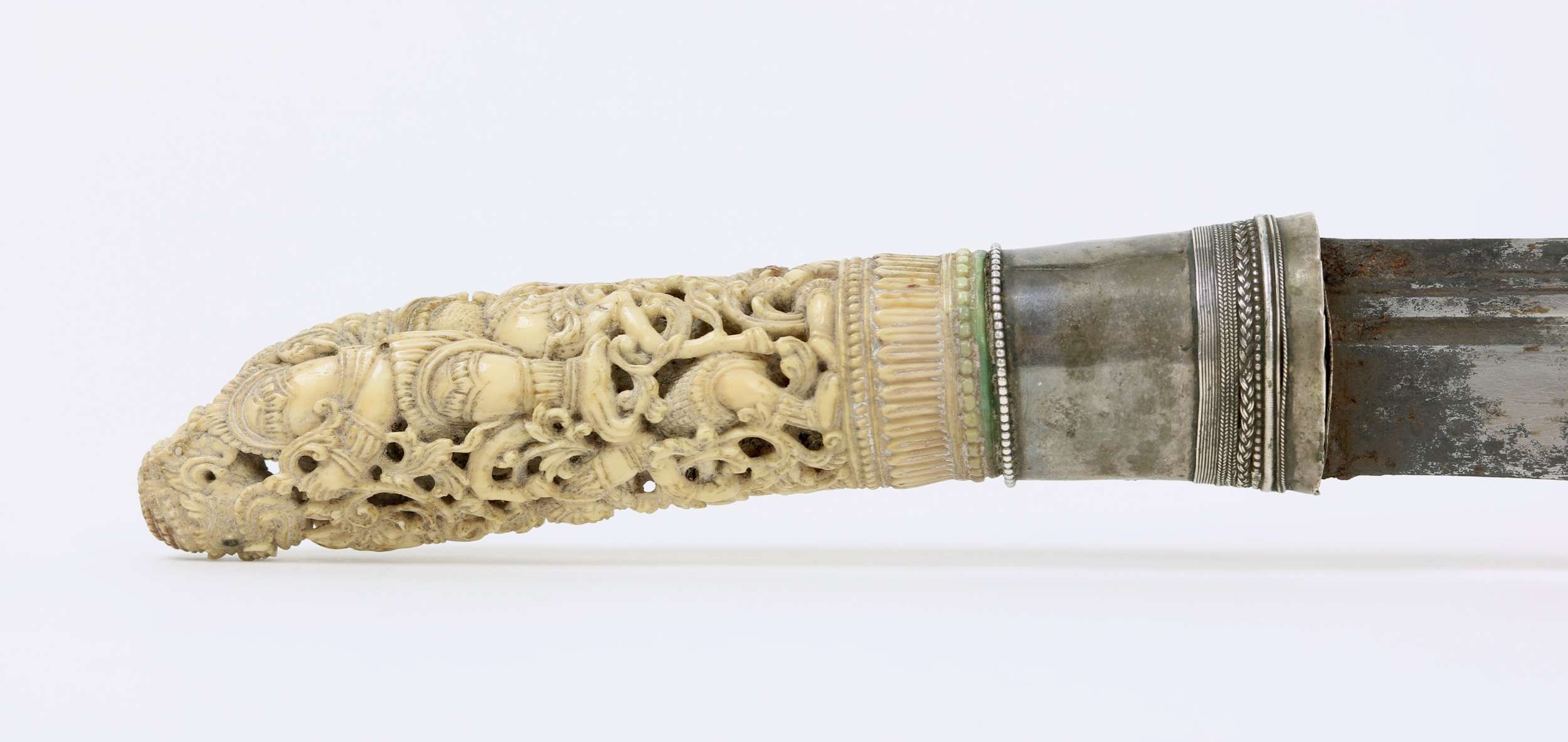 Fine Burmese dha hmyaung with carved ivory hilt