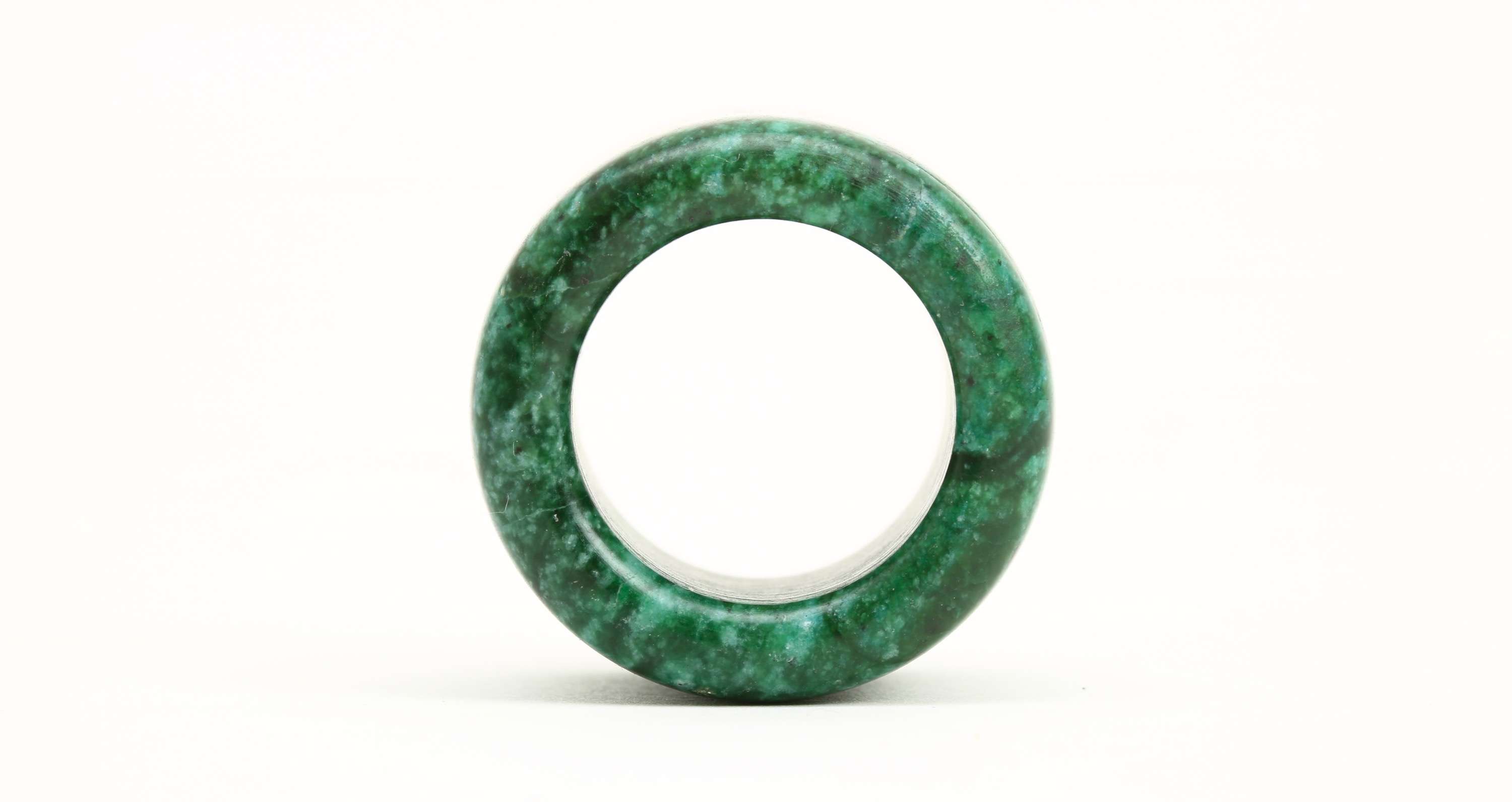 Stone Manchu thumb ring