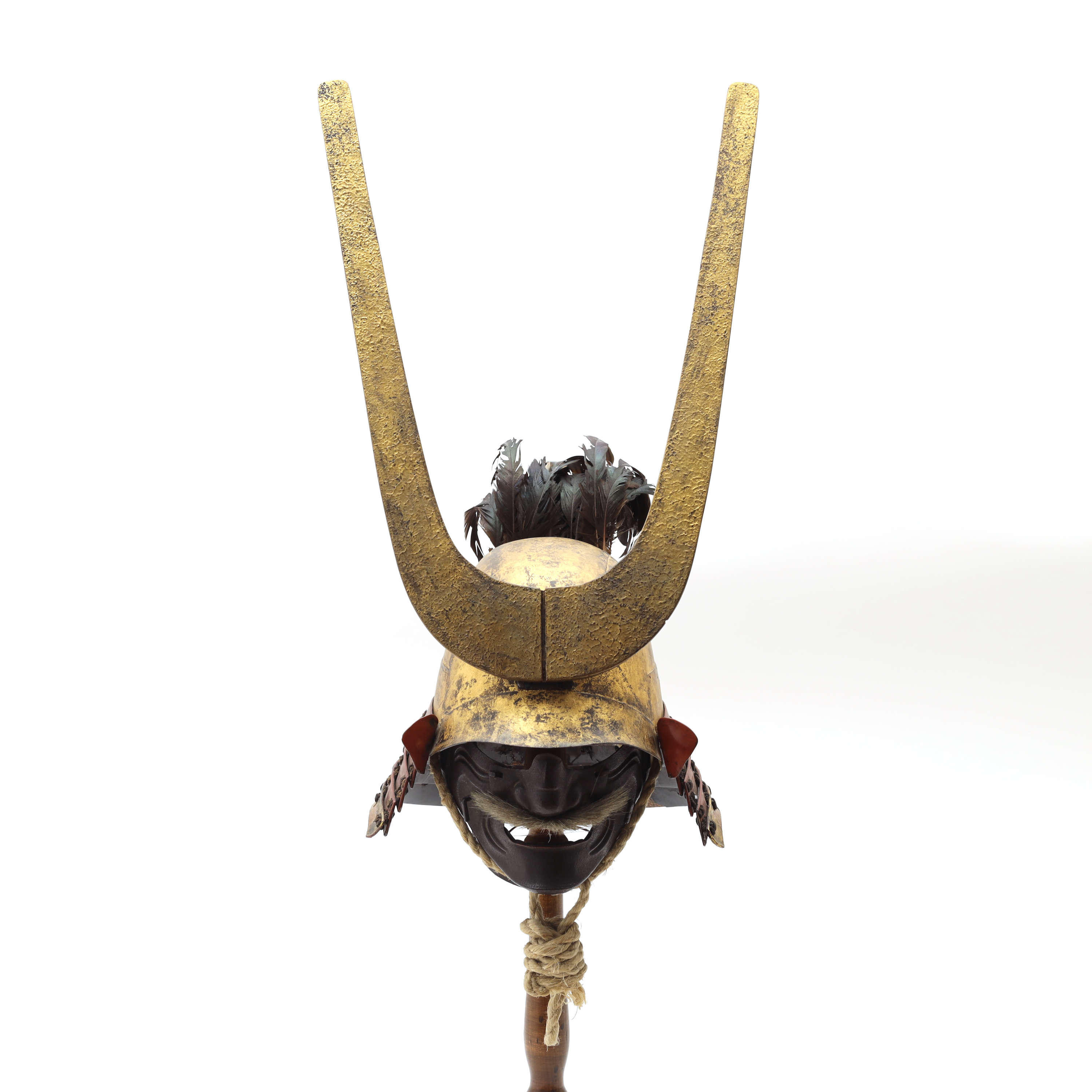 Momoyama period gold lacquered kabuto with maedate and menpo