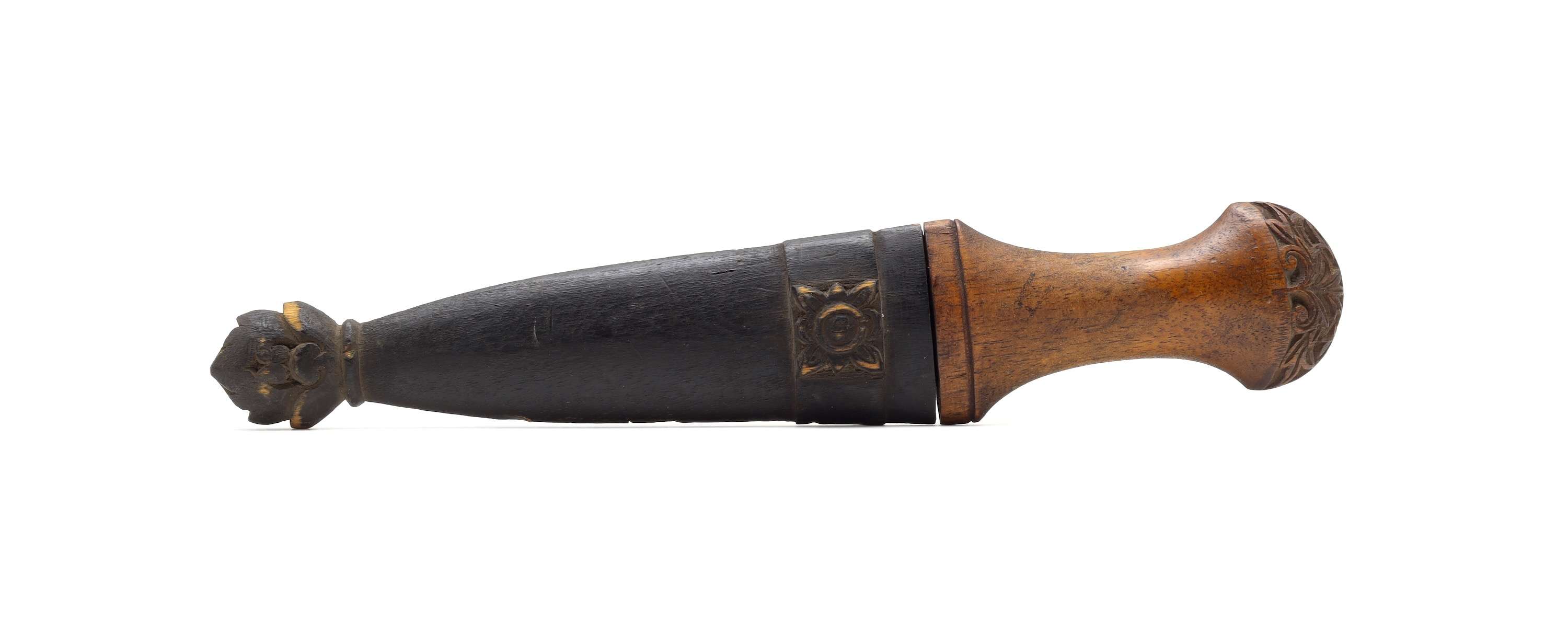 Rare beladau lebar dagger from southern Kalimantan